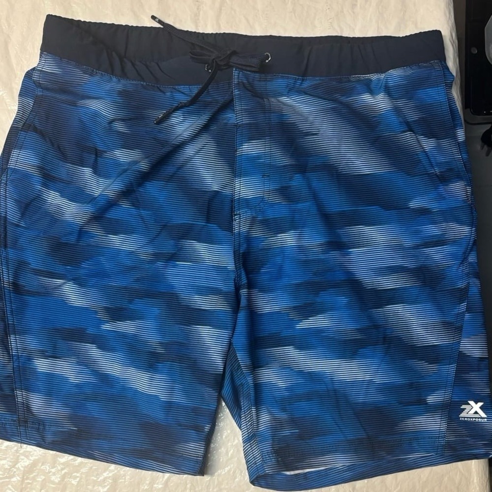 ZeroXposur mens swim‎ trunks•size X-large
